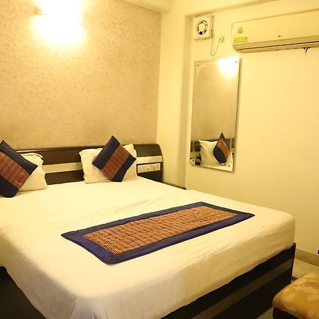 Airport Hotel Aerocity Inn Nueva Delhi Exterior foto