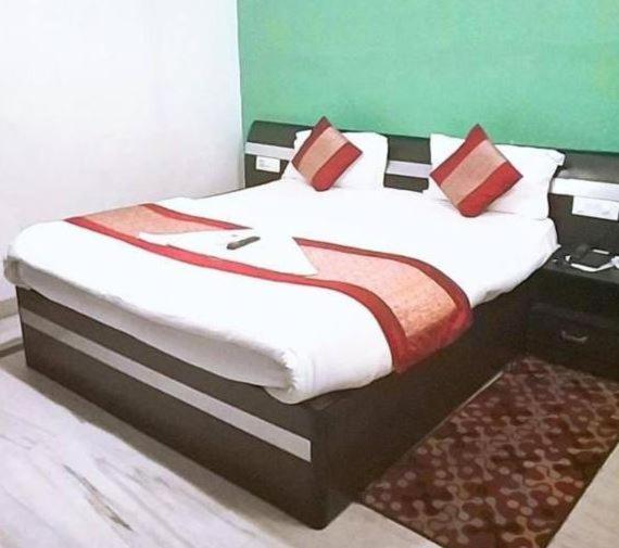 Airport Hotel Aerocity Inn Nueva Delhi Exterior foto